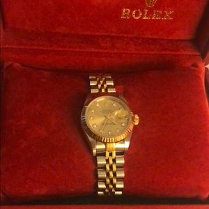 Authentic Rolex Oyster watch with diamonds 69173
